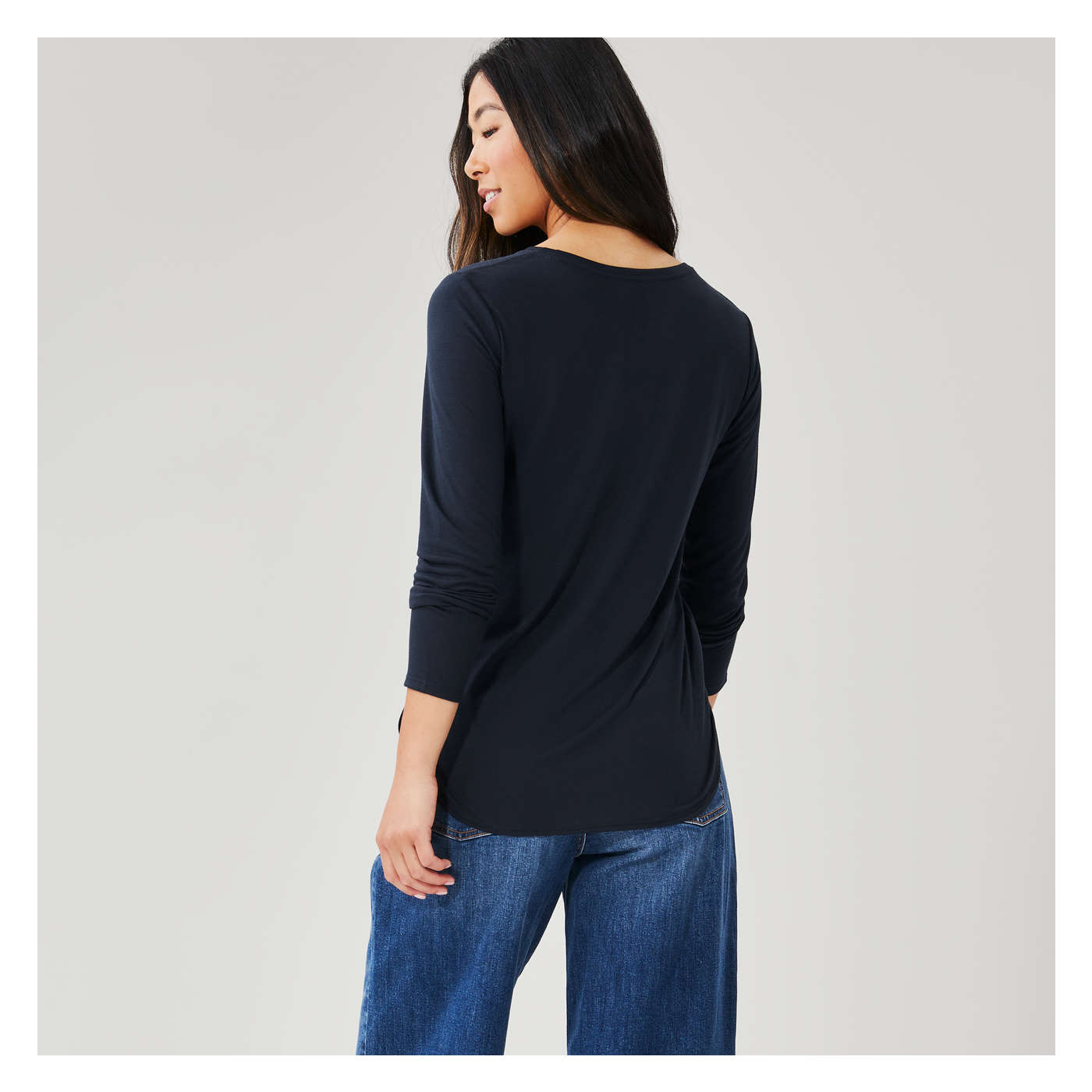 Relaxed-Fit Long Sleeve